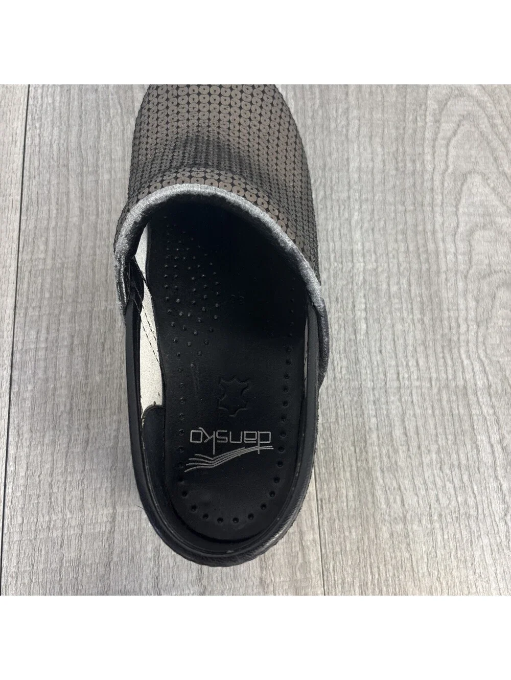 Dansko pre owned